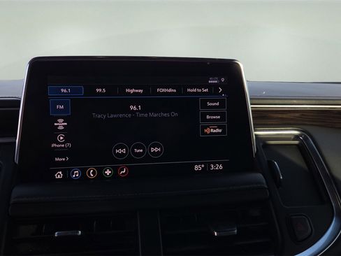 Used 2021 Chevrolet Suburban Z71 image 10