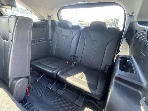 Used 2022 Kia Sorento S w/ Panoramic Sunroof Package FWD image 10