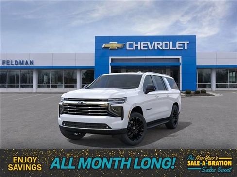 New 2026 Chevrolet Suburban LT image 8