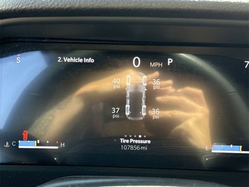 Used 2023 Jeep Grand Cherokee Laredo w/ Luxury Tech Group I image 27