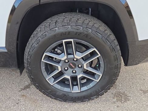 New 2026 GMC Terrain AT4 w/ Convenience Package III image 8
