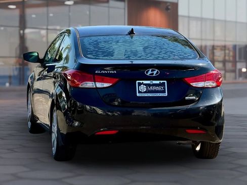 Used 2013 Hyundai Elantra Limited image 4