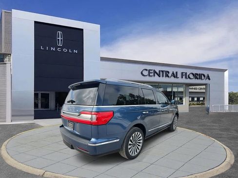 Used 2018 Lincoln Navigator Reserve w/ Technology Package image 3