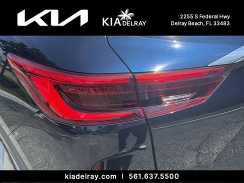 Used 2019 INFINITI QX50 Essential w/ Premium Heat Package FWD image 7