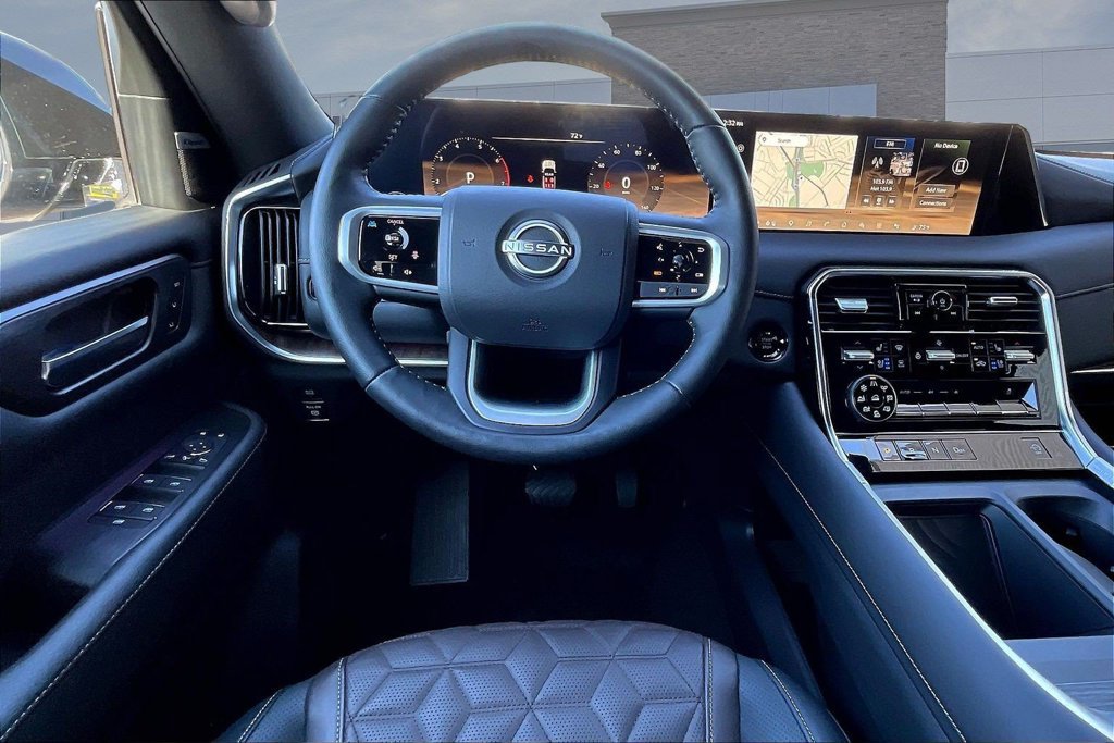 Used 2025 Nissan Armada Platinum AWD/4WD image 8
