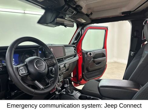 Used 2025 Jeep Wrangler Unlimited Rubicon 4xe w/ Convenience Group AWD/4WD image 32