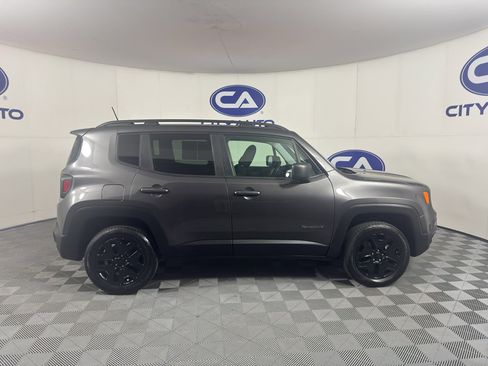 Used 2018 Jeep Renegade Sport w/ Power & Air Group image 2