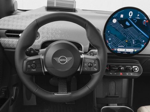Used 2025 MINI Cooper S FWD image 4