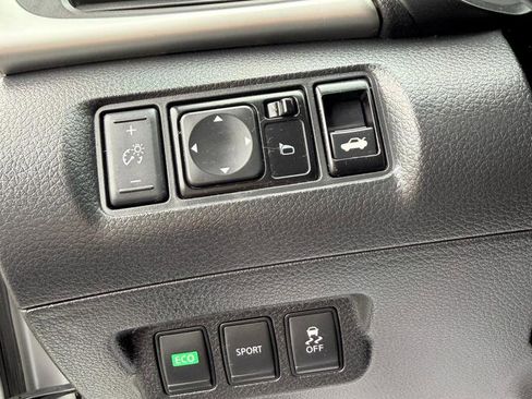 Used 2016 Nissan Sentra S image 16