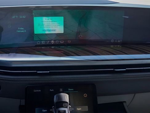 New 2026 Cadillac Escalade ESV Platinum Luxury image 13