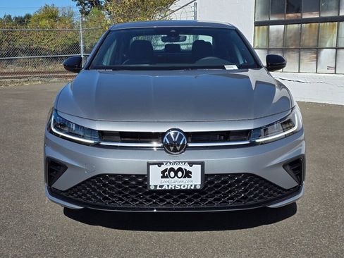 New 2025 Volkswagen Jetta Sport image 9