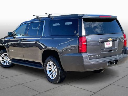Used 2018 Chevrolet Suburban LT image 11