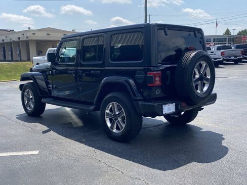 Used 2021 Jeep Wrangler Unlimited Sahara AWD/4WD image 6