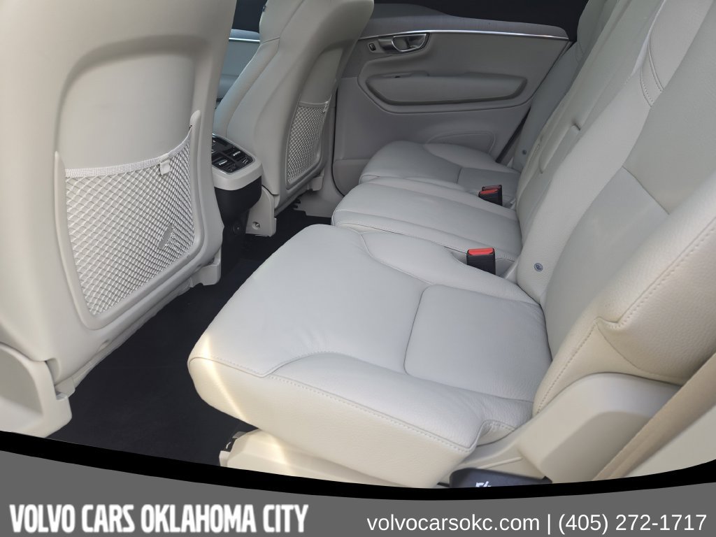 Certified 2025 Volvo XC90 B5 Core w/ Protection Package Premier AWD/4WD image 24