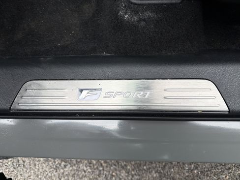 Used 2025 Lexus TX 500h AWD w/ Technology Package image 15