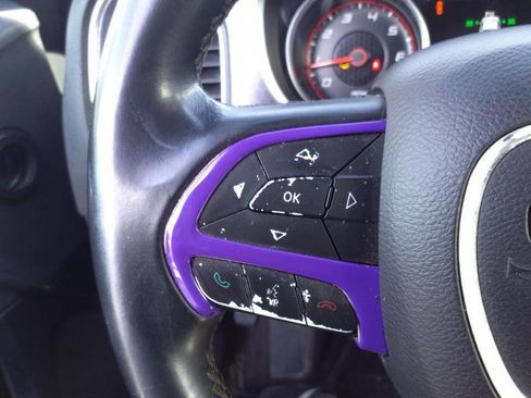 Used 2016 Dodge Charger SXT image 20