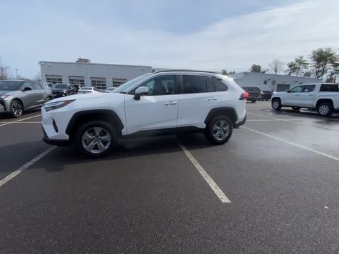 Used 2025 Toyota RAV4 XLE w/ Convenience Package image 9
