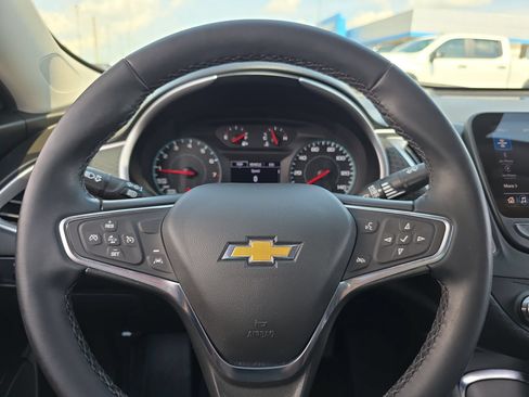 Used 2025 Chevrolet Malibu LT w/ Redline Edition FWD image 18