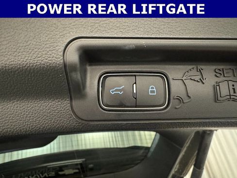 Used 2023 Ford Explorer Limited w/ Limited Technology Package image 22