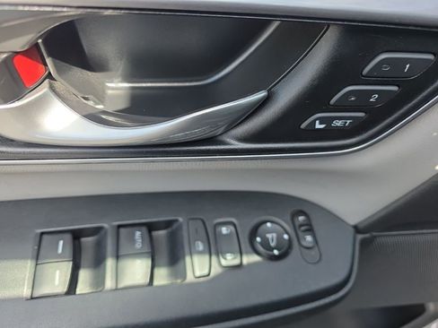 Used 2018 Honda CR-V EX-L image 12