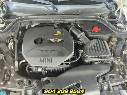 Used 2015 MINI Cooper 4-Door Hardtop FWD image 32