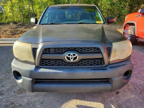 Used 2011 Toyota Tacoma 2WD Access Cab w/ Convenience Pkg image 2