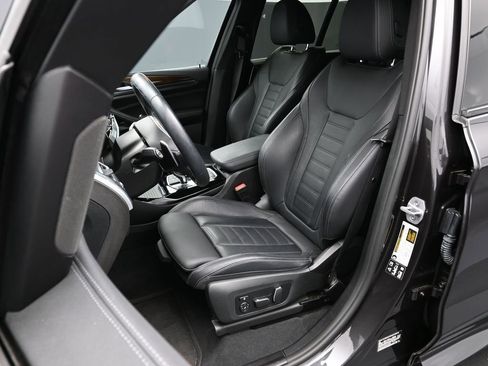 Used 2024 BMW X3 M40i w/ Premium Package image 5