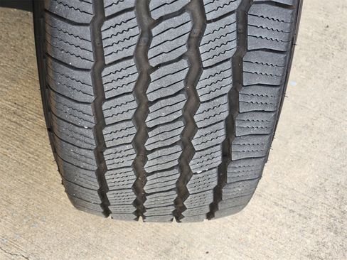 Used 2024 Mercedes-Benz Sprinter 144 Cargo image 13