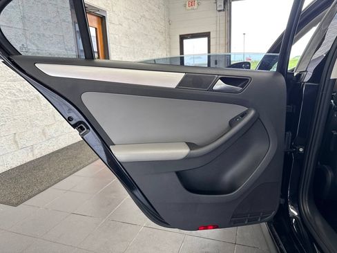 Used 2016 Volkswagen Jetta SEL Premium FWD image 54