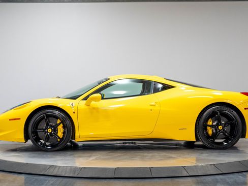 Used 2010 Ferrari 458 Italia Coupe RWD image 43