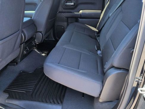 Used 2022 Chevrolet Silverado 1500 Custom image 27