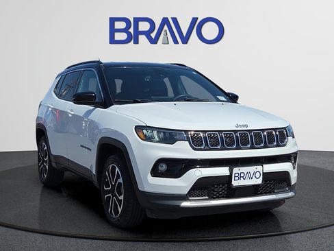 Used 2024 Jeep Compass Limited AWD/4WD image 6