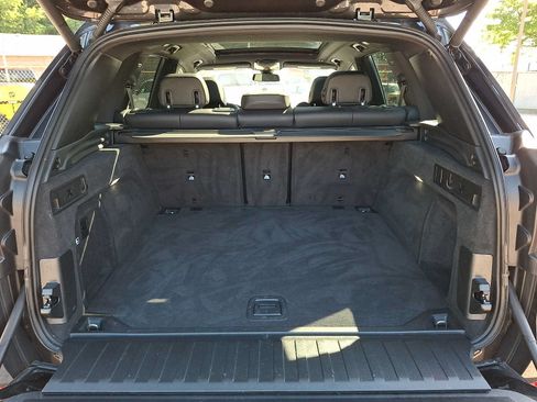 Used 2023 BMW X5 xDrive40i w/ Parking Assistance Package AWD/4WD image 29