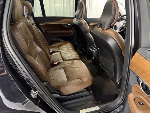 Used 2019 Volvo XC90 T6 Inscription w/ Luxury Package image 8
