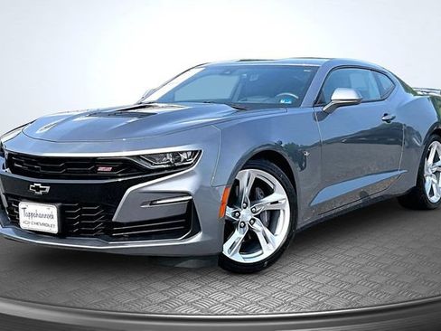 Used 2019 Chevrolet Camaro SS RWD image 1