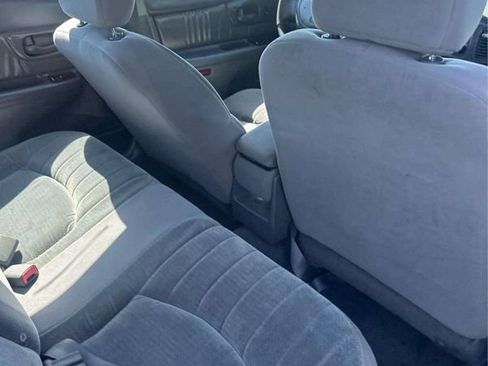 Used 2004 Buick Century Custom FWD image 17