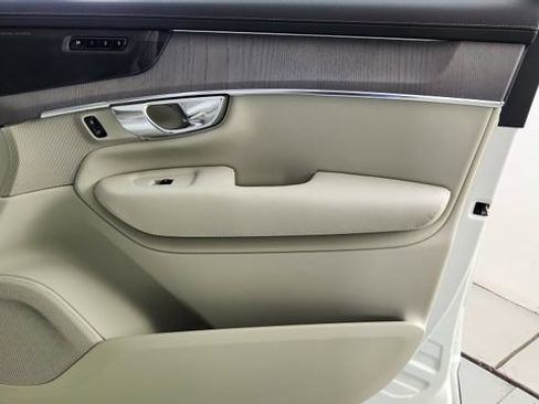 New 2026 Volvo XC90 T8 Ultra w/ Protection Package AWD/4WD image 42