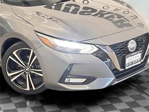 Used 2020 Nissan Sentra SR image 24