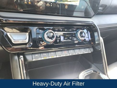 Used 2024 GMC Sierra 1500 AT4X image 33