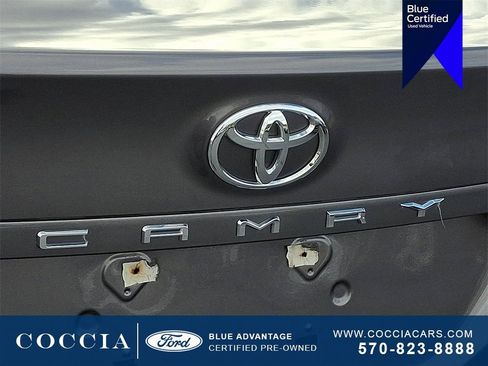 Used 2019 Toyota Camry LE image 30