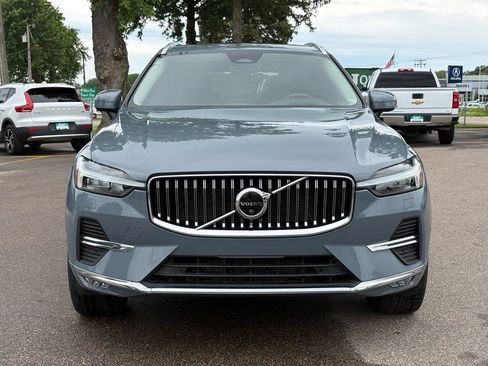 Used 2023 Volvo XC60 B5 Ultimate AWD/4WD image 3