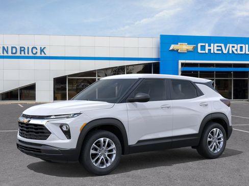 New 2026 Chevrolet TrailBlazer LS AWD/4WD image 3