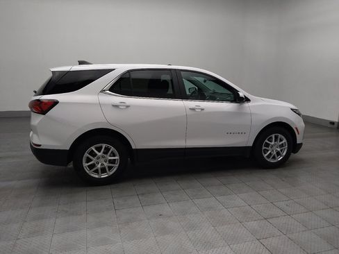 Used 2022 Chevrolet Equinox LT w/ Driver Convenience Package image 10