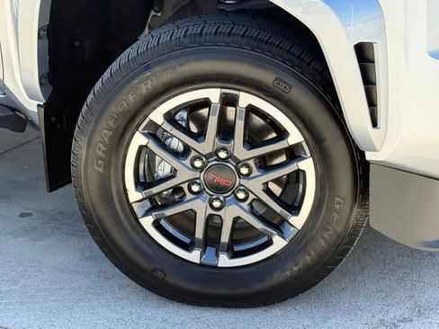 Used 2024 Toyota Tacoma TRD Sport AWD/4WD image 2