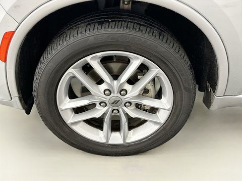 Used 2023 Dodge Durango GT image 11