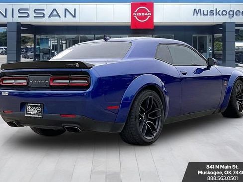 Used 2021 Dodge Challenger R/T Scat Pack RWD image 5
