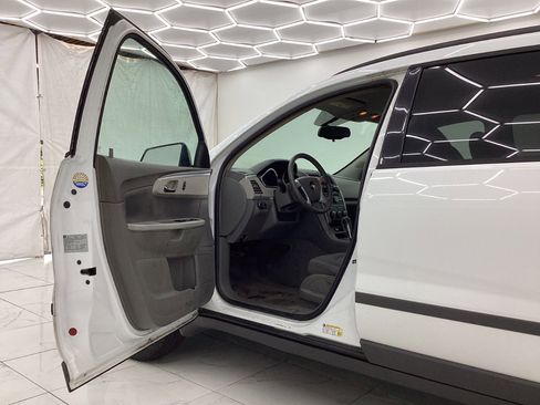 Used 2009 Chevrolet Traverse LS FWD image 9