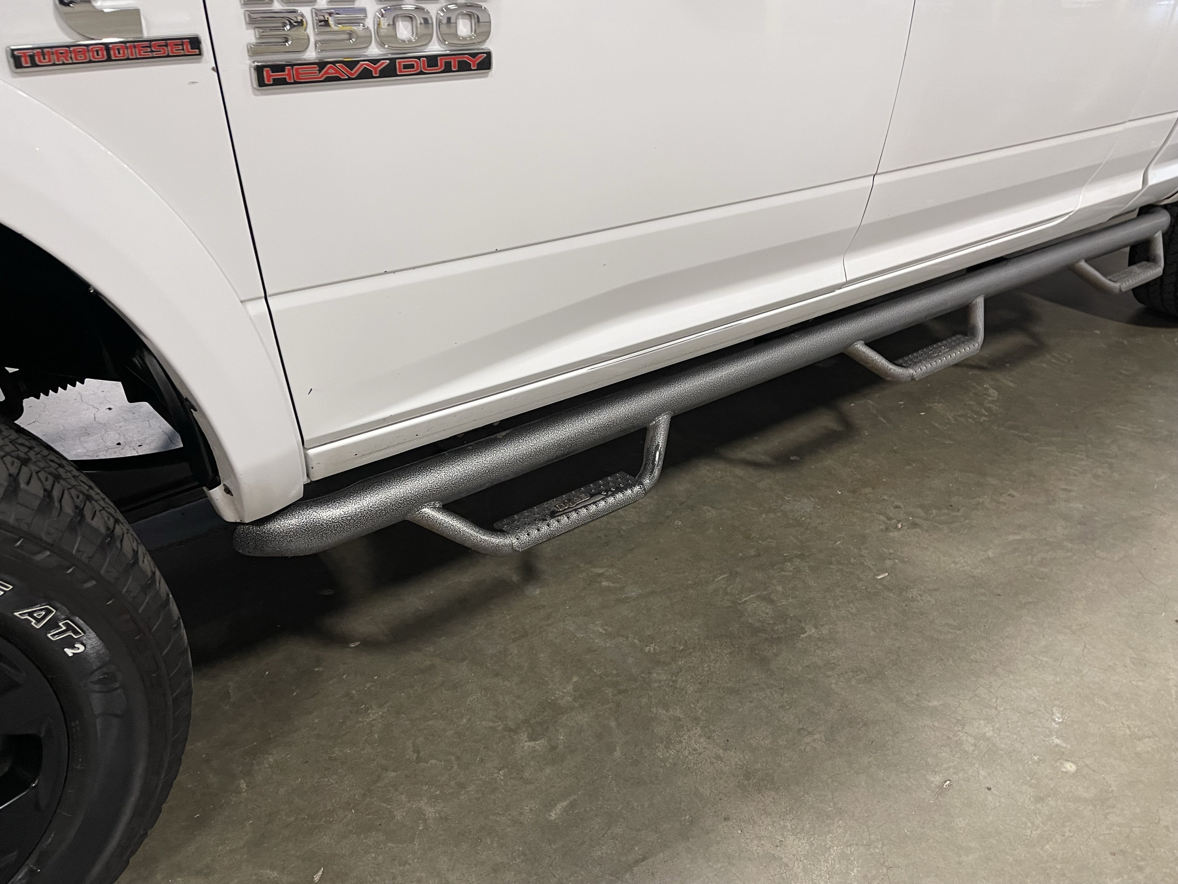 Used 2016 RAM 3500 Laramie w/ Convenience Group AWD/4WD image 10