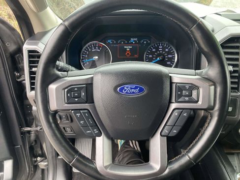 Used 2021 Ford Expedition Platinum image 32