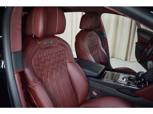 Certified 2023 Bentley Flying Spur Azure AWD/4WD image 24
